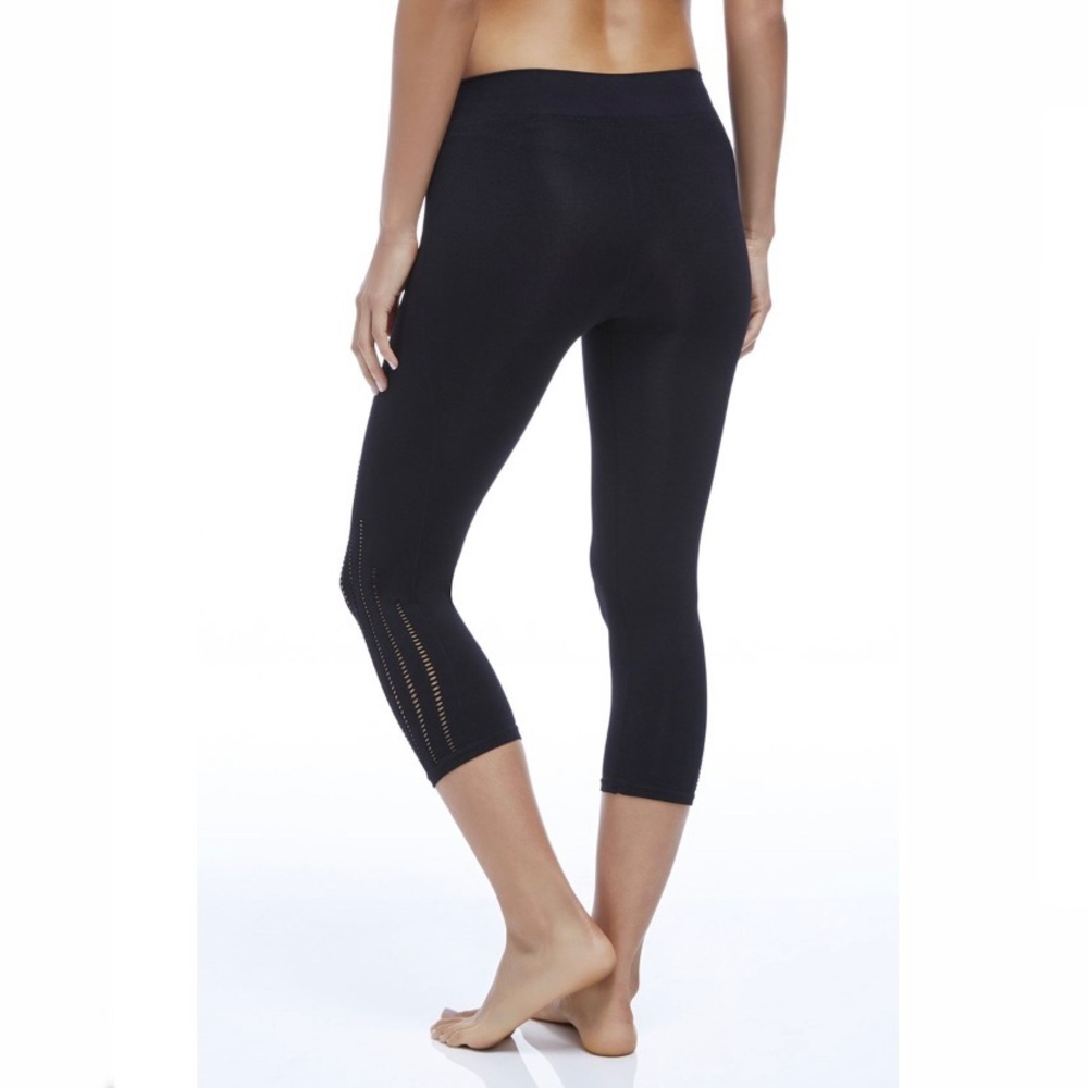 Fabletics Seamless Solid Capri Black Leggings - image 2